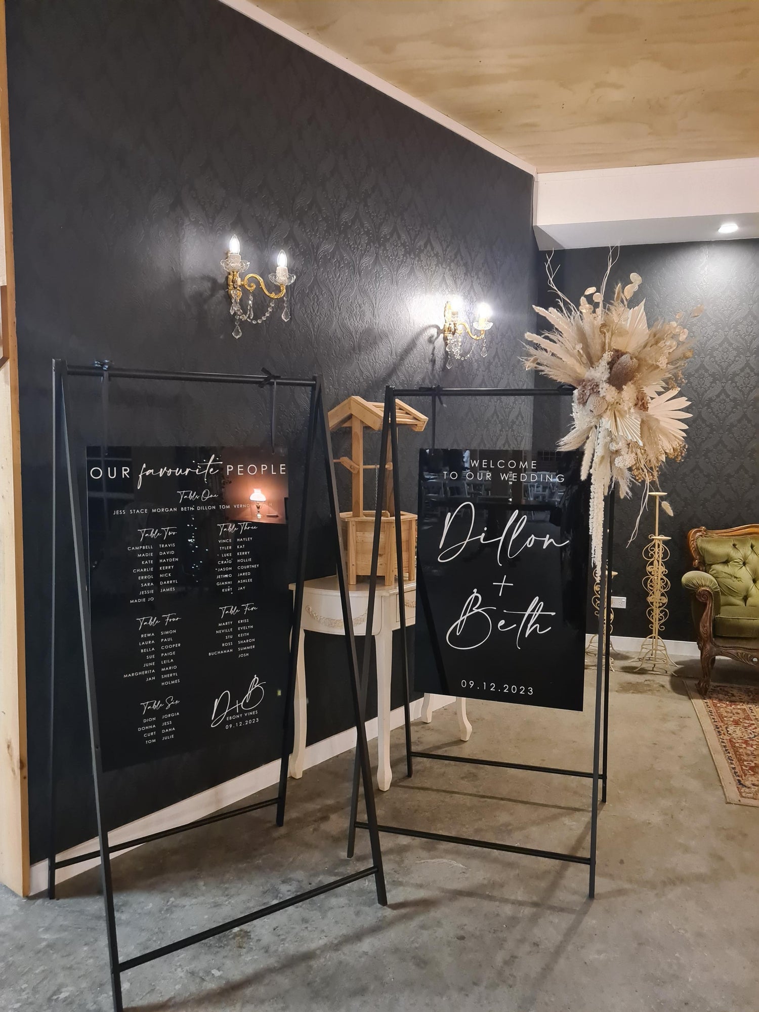 Weddings & Events Signage – Custom Acrylic Signs for Your Special Day